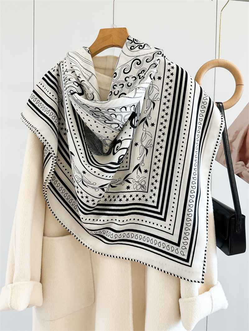 실크와 울 혼방 스카프, 135cm, 고급 디자이너 브 - Winter Clothing Hong Kong 리뷰 및 가격